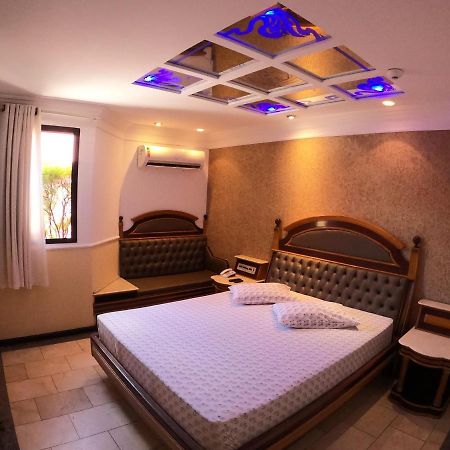 Motel Villa di Roma (Adults Only) Guarujá Esterno foto